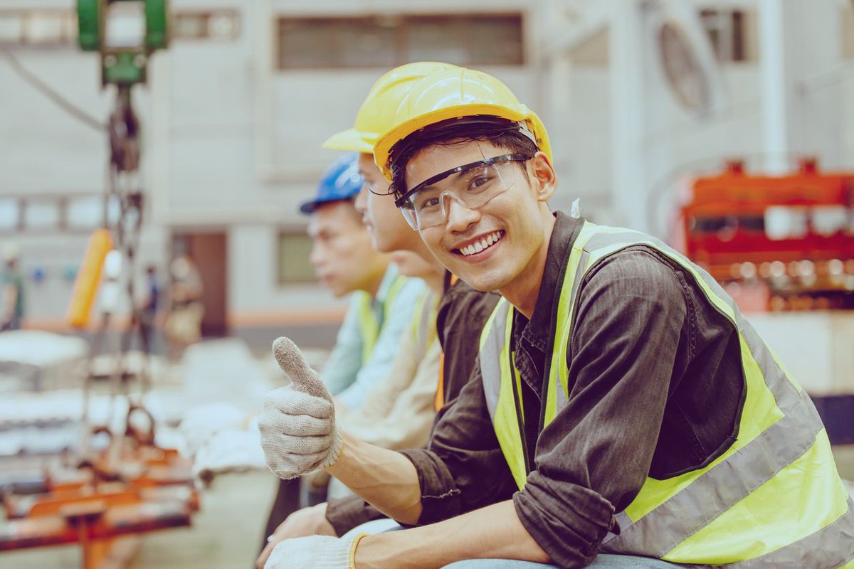 CLRA celebrates National Skilled Trades &amp; Technology Week, spotlighting career pathways from education to employment. We support efforts that grow Alberta’s economy and connect youth with rewarding construction careers.
#NSTTW2025 #SkilledTrades #CLRA