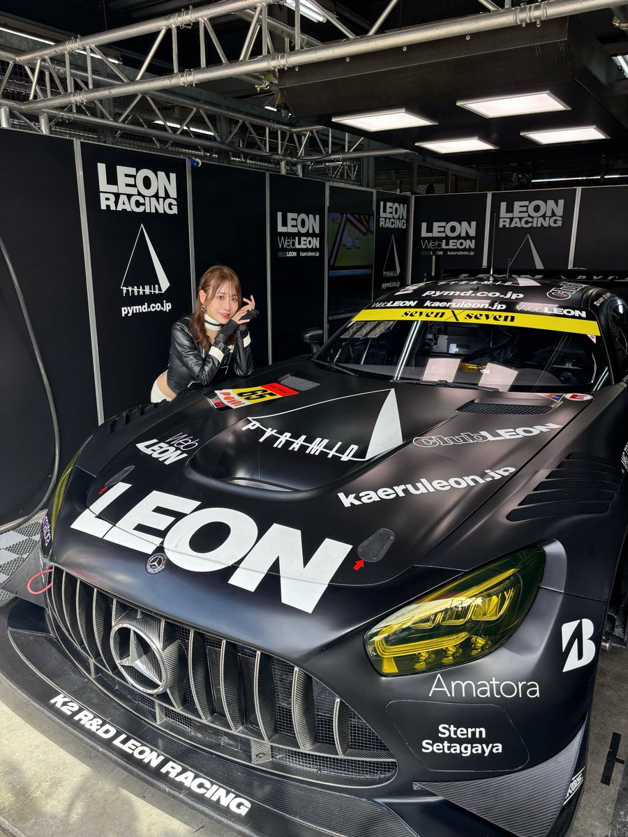 ice_mori_'s tweet photo. おはよ！65号車の車体大好き♡

#LEONRACING
#LEONRACINGLADY
#LEONPYRAMIDAMG
#65号車
#SUPERGT
#レースアンバサダー
#MercedesAMG https://t.co/w6PKeZKWtc