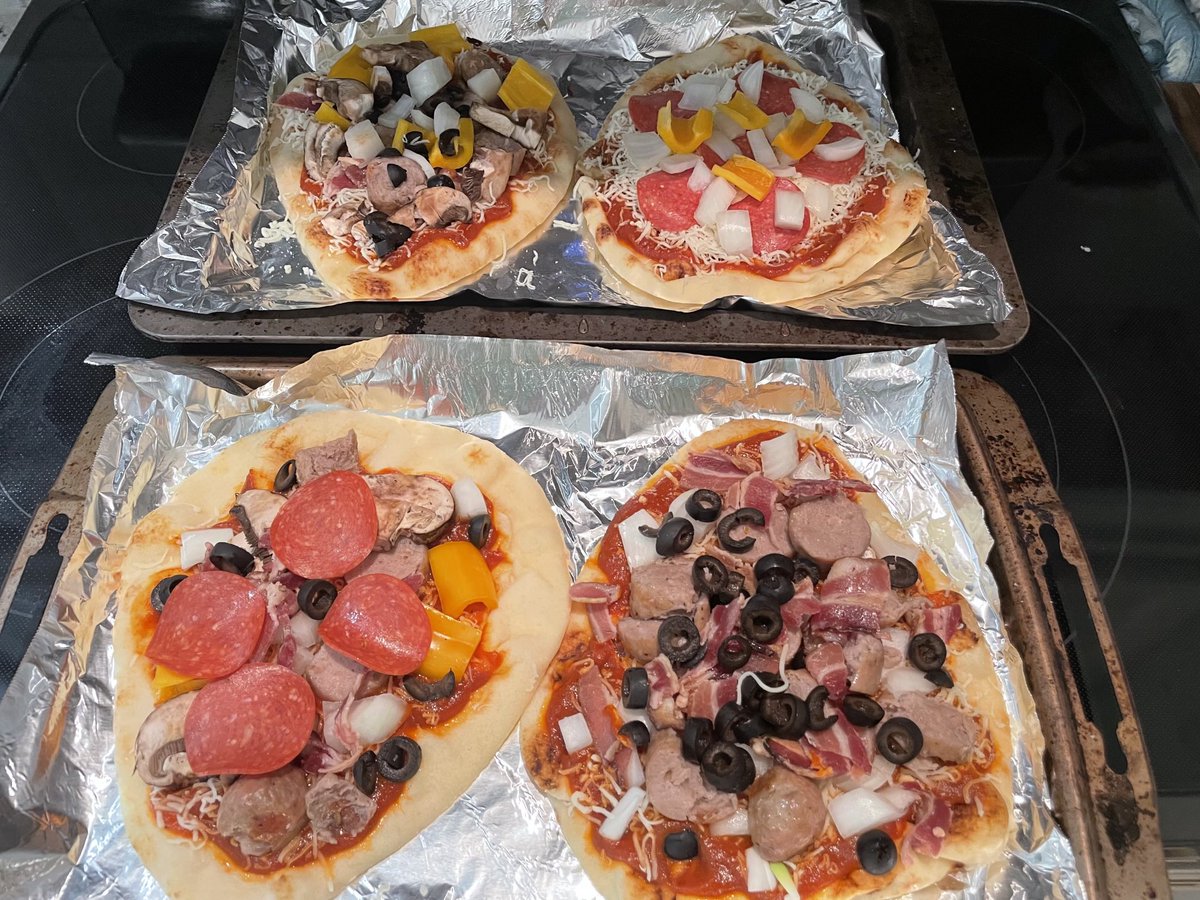 Making homemade flatbread pizzas tonight, loaded them up