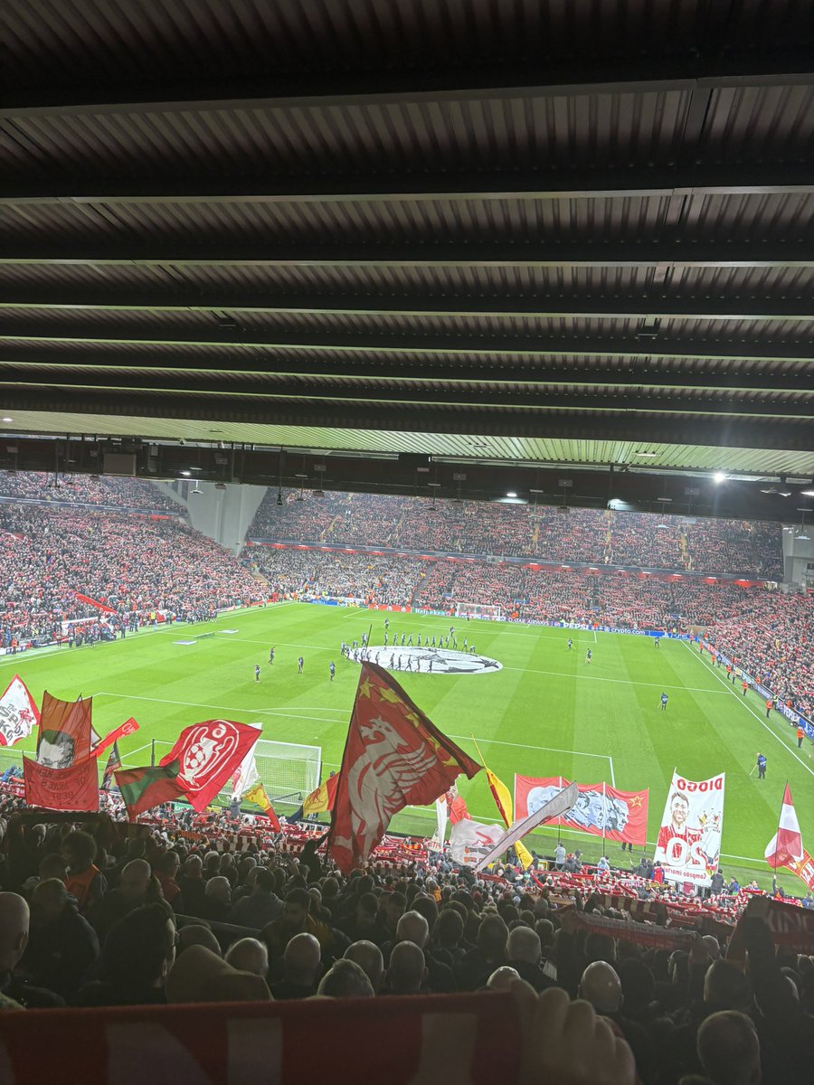 Incredible. Every player was exceptional tonight. Atmosphere was as good as it’s been since COVID. That’s the Liverpool we all know🔴😎