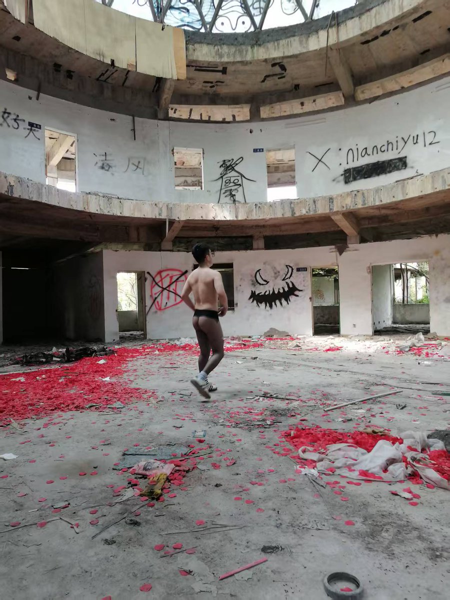 喜欢丝袜的攻 tweet media