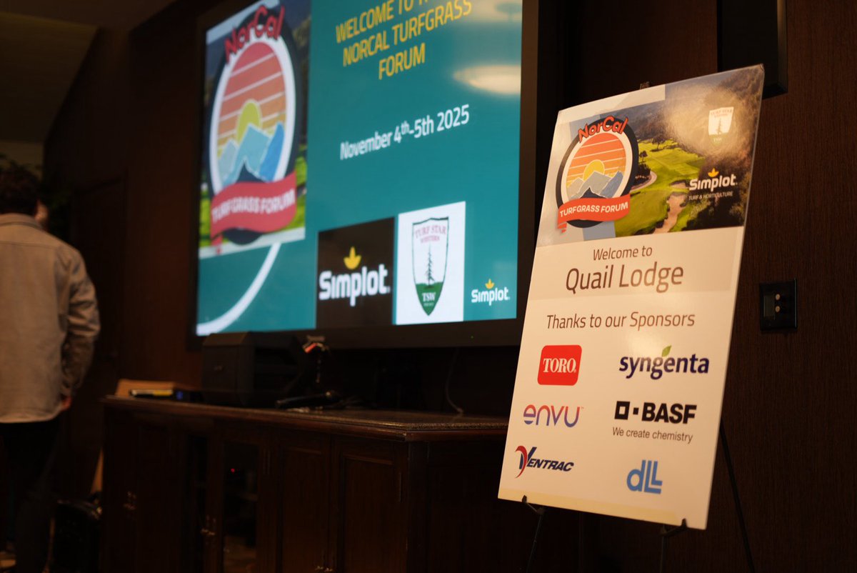 TurfStarWestern's tweet image. Day 1 of the 2025 NorCal Turfgrass Forum is under way 1️⃣

Thank you to everyone who’s come out and helped us get off to such a great start! 

@TerraRadTech | @SimplotCompany