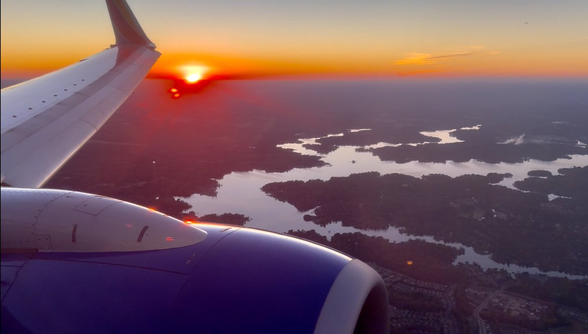 Beautiful sunset as we landed in Charlotte… #HEN