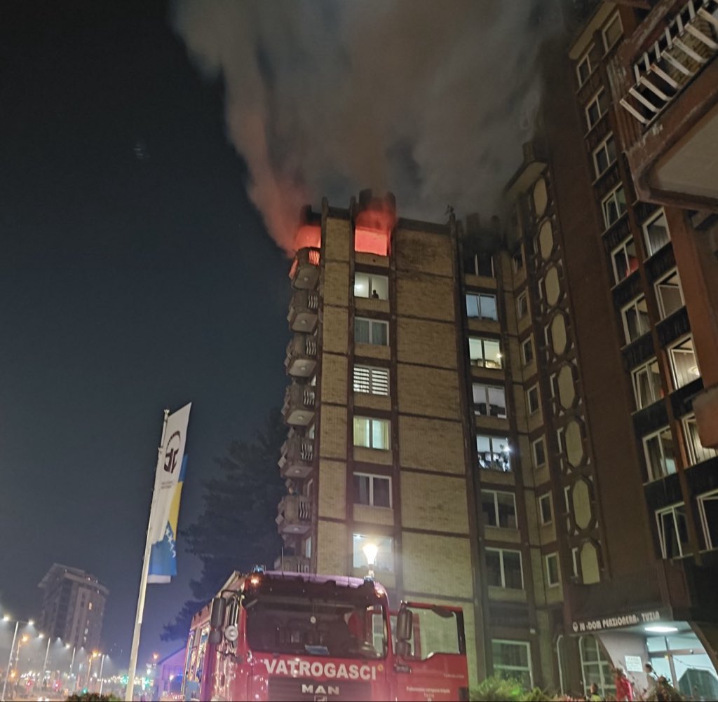 Svim srcem i mislima večeras uz našu Tuzlu..

Iskreno saučešće porodicama stradalih penzionera u domu za starije.

Molimo se za oporavak povrijedjenih i stavljamo nadležnim na raspolaganje sve resurse općine Novo Sarajevo za pomoć.
