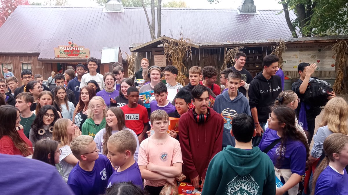 BEAFJROTC's tweet photo. Our cadets had a ton of fun spending their afternoon at Valas Pumpkin Patch on the 9 of October.

@HQAFJROTC @ChieftainNation 

#OURHOUSE #AFJROTC #NE21 https://t.co/zUsCFZK0TD