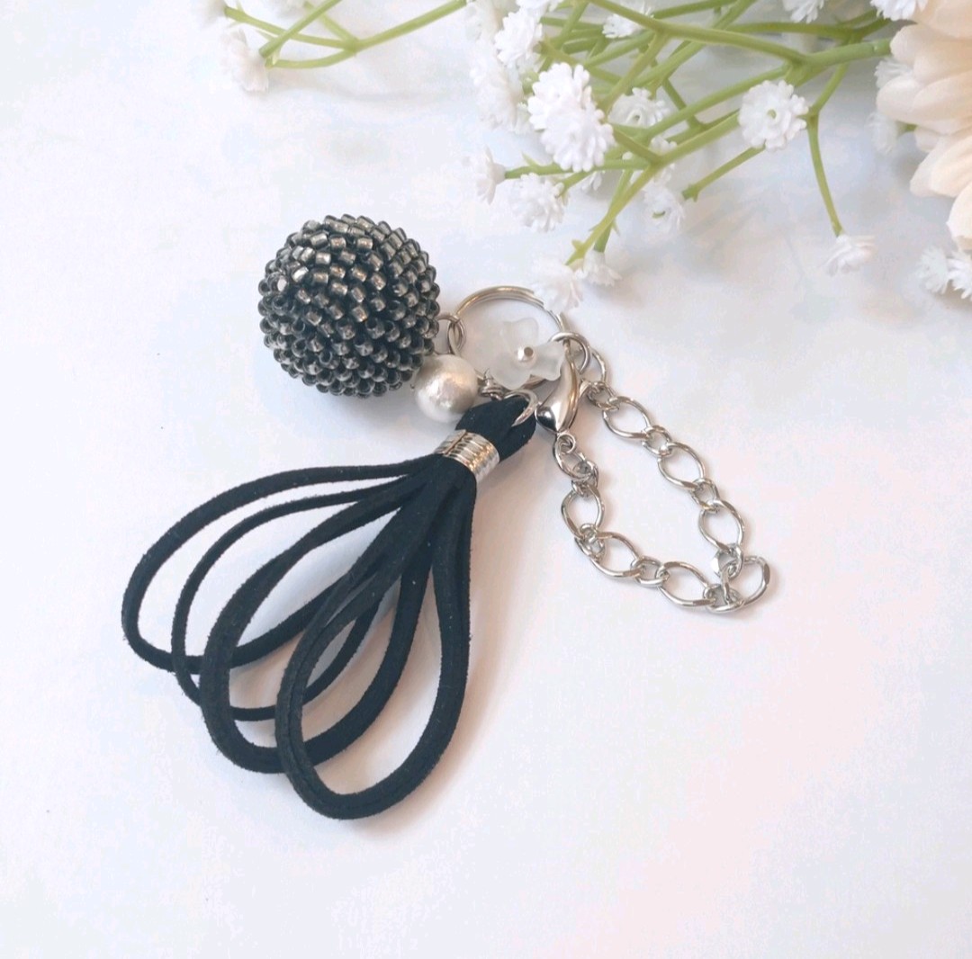 no.87 ミルキーカーネリアン　あこや貝ボタンのブレスレット その他山崎 裕見子 YUMIKO YAMAZAKI 赤胴/ダイヤ0.20ct