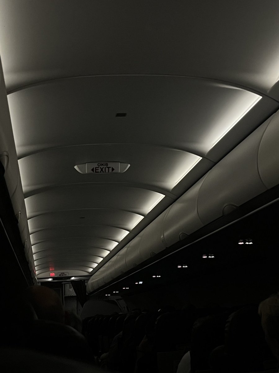 kübra (@kubragulh) on Twitter photo 