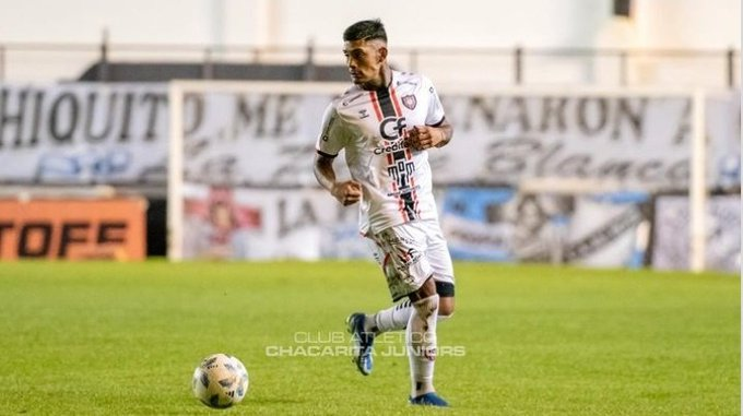 ColoAlvarez_'s tweet image. 🚨🇾🇪 AHORA | Ricardo Blanco, Víctor Figueroa, Coquito Rodríguez y Nicolás Cháves NO siguen en Chacarita. 

La decisión fue tomada por la Comisión Directiva.