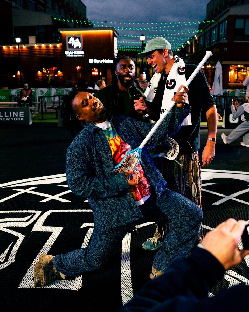 EARTHGANG tweet media