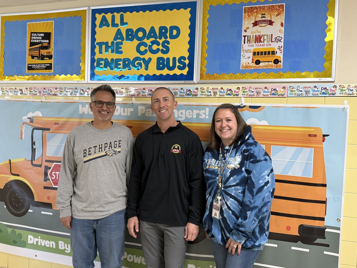 Julianne Inghilterra tweet media