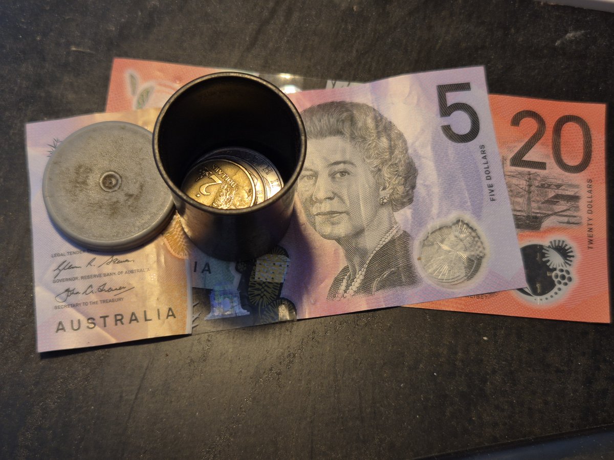 Andrew Thompson tweet media