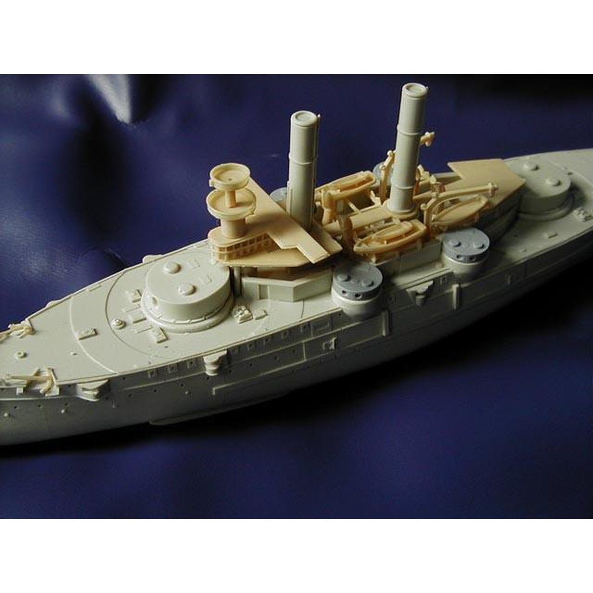 AdamaModelShips's tweet image. ⚓ Build a legend: Introducing the USS Iowa BB‑4 (1898) 1:350 scale resin model kit — precision‑crafted for serious hobbyists and history buffs alike. 

Dive in: adamamodelships.com/products/iron-…

 #ModelShip #USSIowa #ShipKit