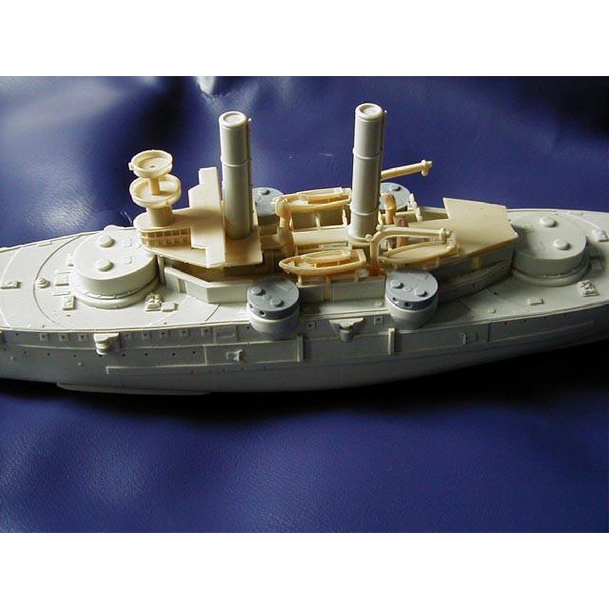 AdamaModelShips's tweet image. ⚓ Build a legend: Introducing the USS Iowa BB‑4 (1898) 1:350 scale resin model kit — precision‑crafted for serious hobbyists and history buffs alike. 

Dive in: adamamodelships.com/products/iron-…

 #ModelShip #USSIowa #ShipKit