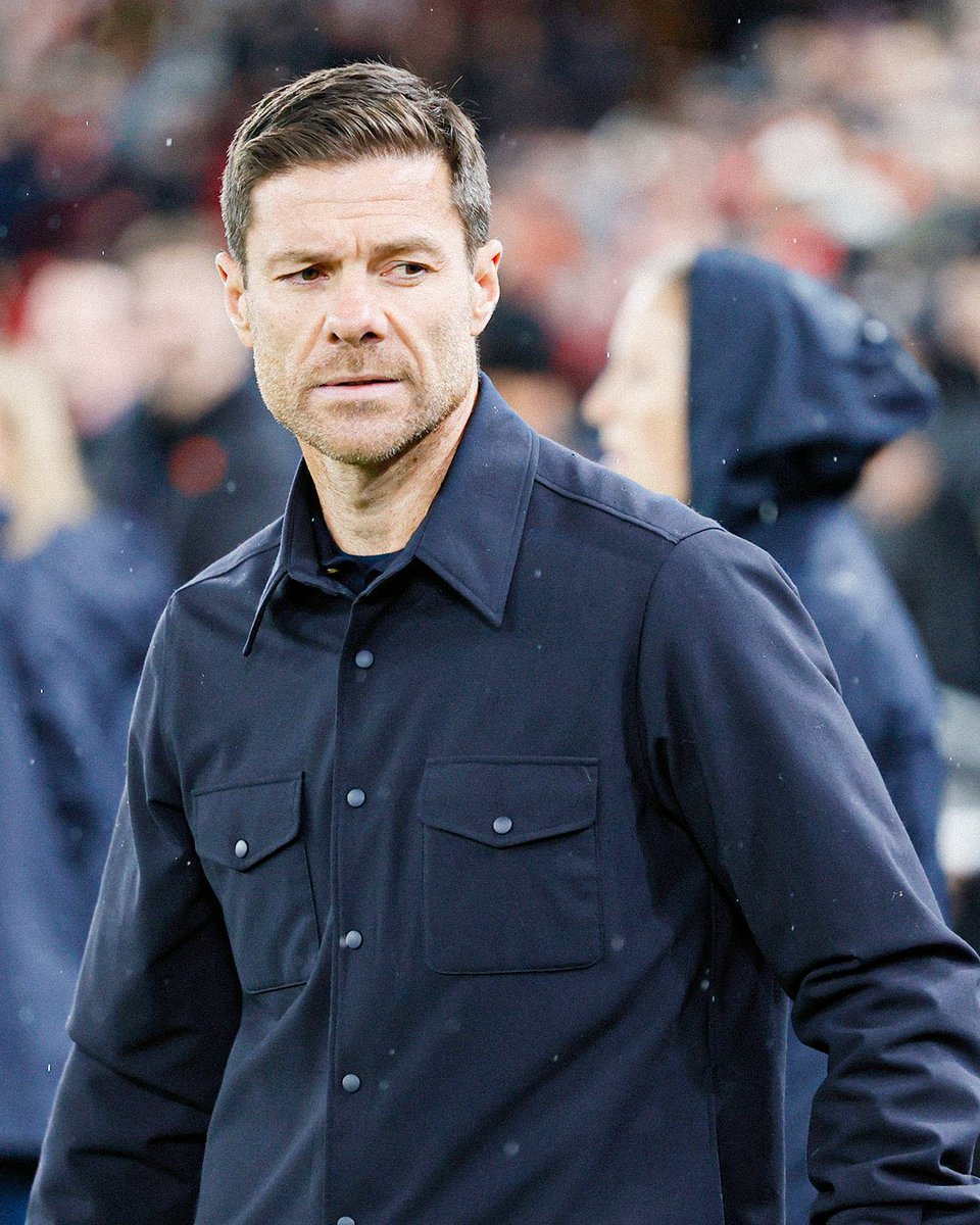 تشابي ألونسو 🎙️

"لقد حاولنا."

"في الثلث الأخير من المباراة، لم نتمكن من الفوز في المواجهات الفردية، أو اختراق دفاع ليفربول لخلق فرص حقيقية للتسجيل."

"هل تفوق علينا ليفربول؟ هذا ليس ما شعرت به. شعرت أننا تنافسنا بشكل جيد. خسرنا في تفاصيل صغيرة."