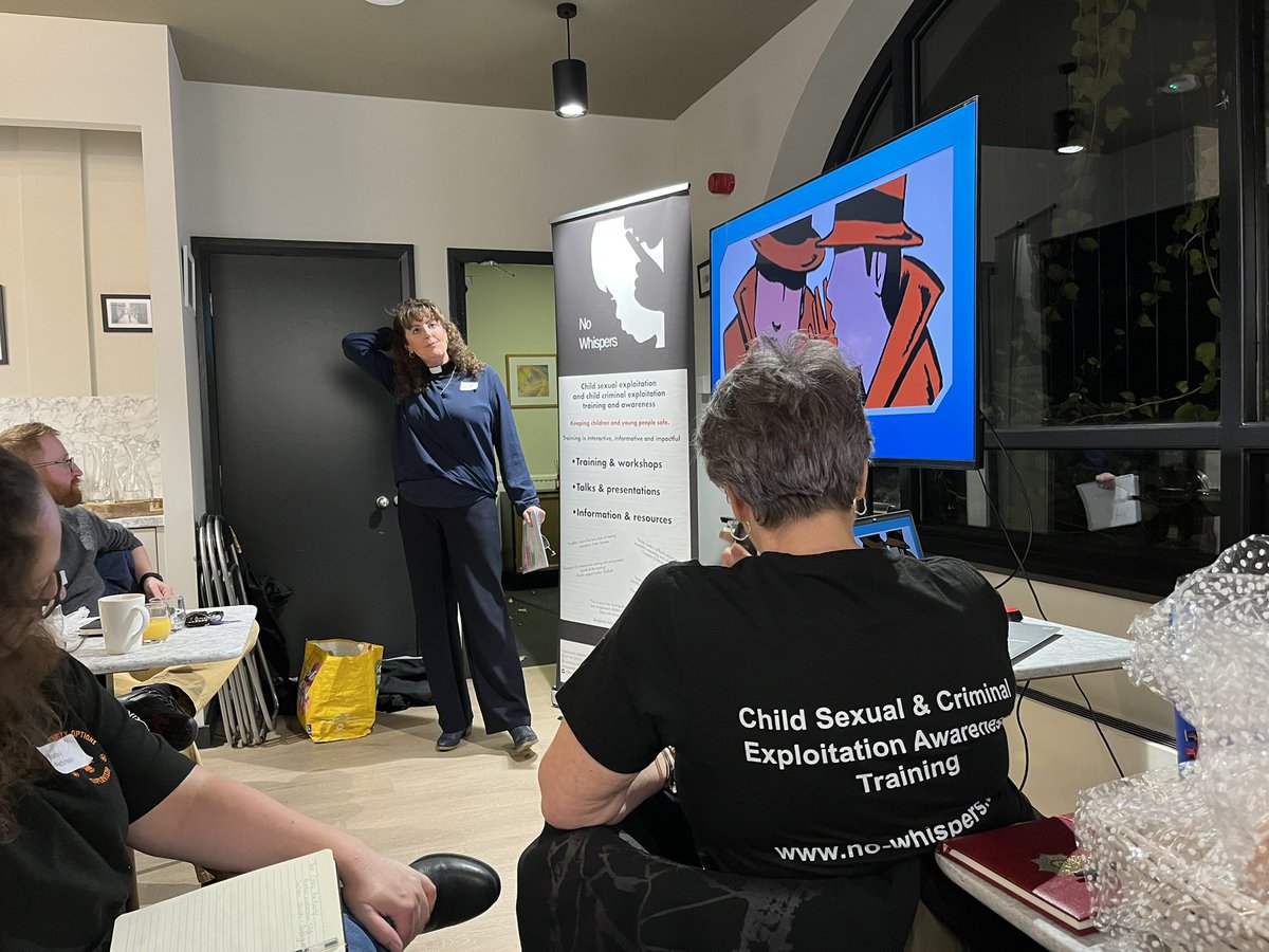 RussHogarth's tweet photo. Fabulous meeting tonight with some inspirational guest speakers ~Russ @CCG_UK @CCG_NIG @NFHW1 @LanCommonwealth https://t.co/OD18GFDHMn