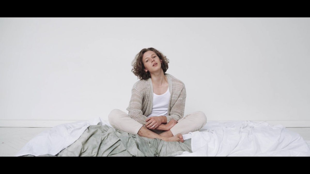 enn_sem's tweet image. #janniarycontent
Happy birthday, Do you wanna come over 🥹

I wish I knew about this song and Jann&apos;s music since first day.
One of the most relatable songs.
Also thanks for releasing demo version