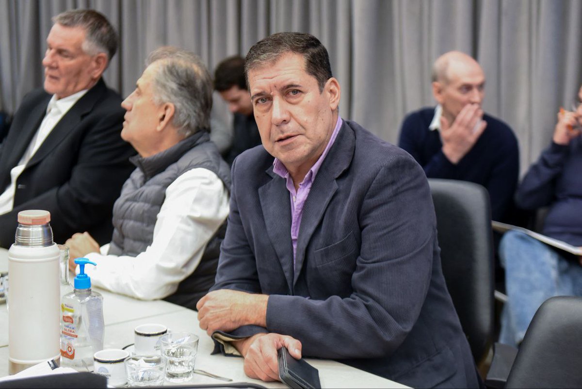 A pesar de la indiferencia del gobierno de Milei, firmamos un dictamen alternativo del Presupuesto 2026.
Incluye el punto de coparticipación, que como riojano defendí siempre, sin bajar los brazos.
Comparto mi intervención ⬇️
goo.su/EZTZ