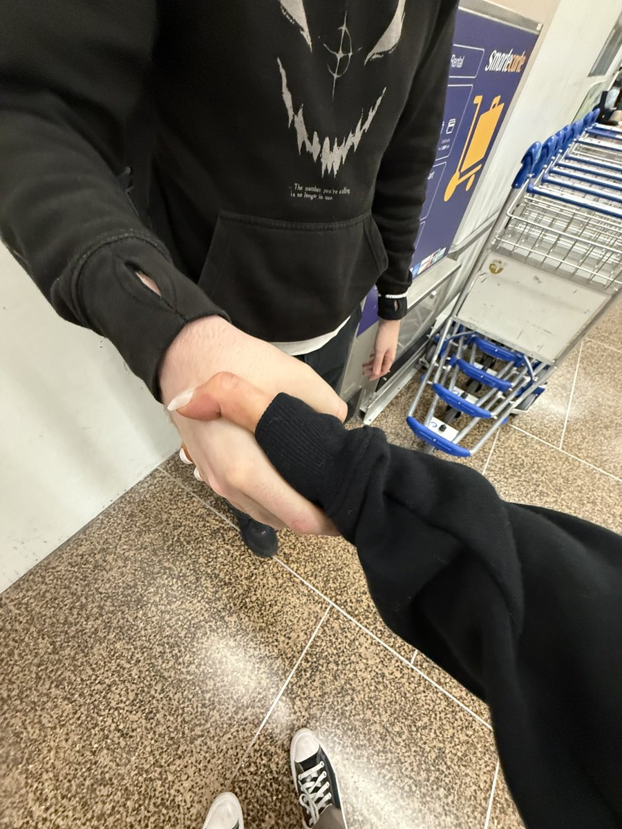 aiiygatorz's tweet image. good to meet you @TooDiffizzle !