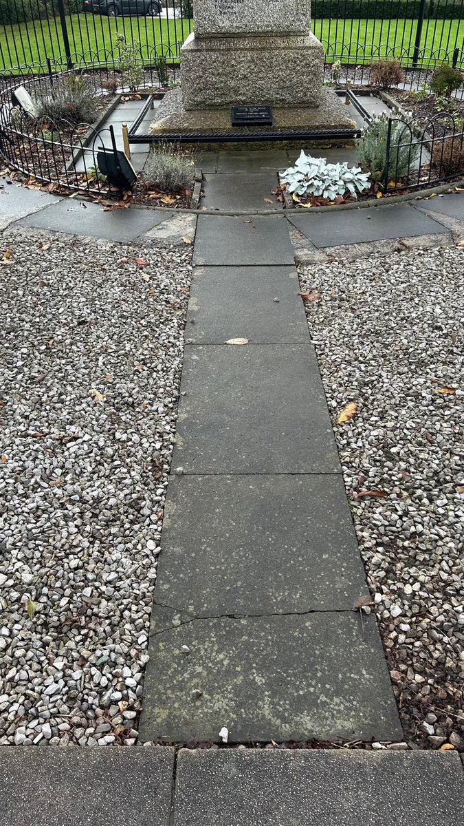 Horwich First tweet media