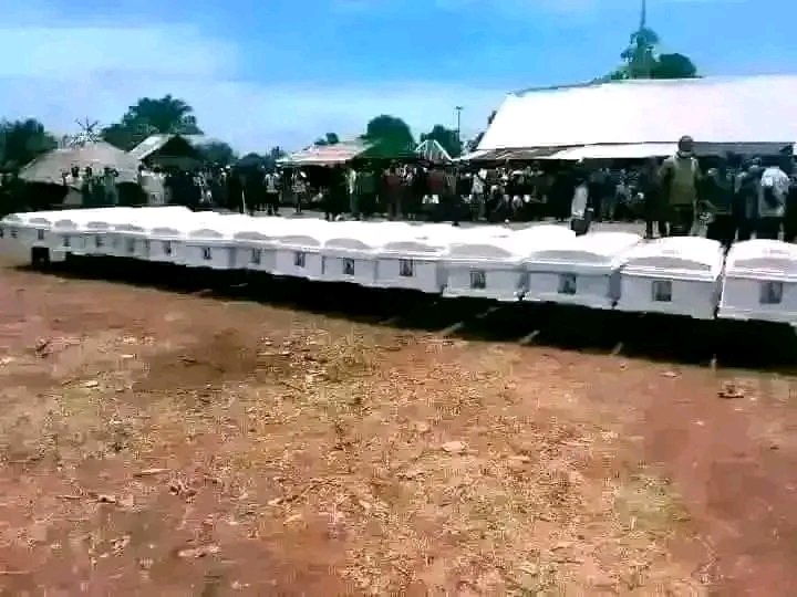 AgunduDaniel's tweet photo. @aonanuga1956 Benue state and his Christian's killed by your brother Fulani. https://t.co/X71J6oziCO