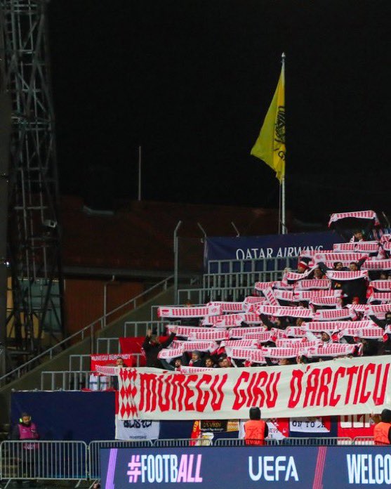 glenthe_best's tweet image. Plus de 300 supporters 🔴⚪️à plus de 3500kms par un temps glacial et sous une pluie battante pendant tout le match.
La victoire elle est pour vous 😍
Respect à vous les amis !!
@AS_Monaco #AsMonaco #BODASM
@ChampionsLeague
