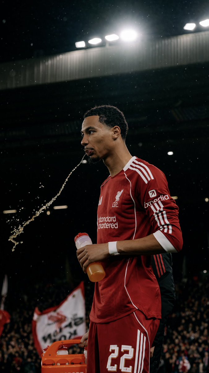 <a href="/hekitike9/">Heki</a> <a href="/LFC/">Liverpool FC</a> What a player 🔥 
Thank you for this wallpaper  Hugo❤️