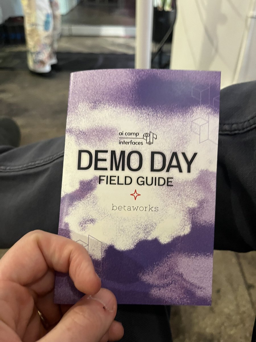 magdovitz's tweet image. Congrats to @nicole_ripka, @Borthwick and the whole @betaworks crew on a fantastic demo day. Some of the most original live demos I’ve seen in a long time. 

Also the 🤗 Easter egg is 🤌🏻