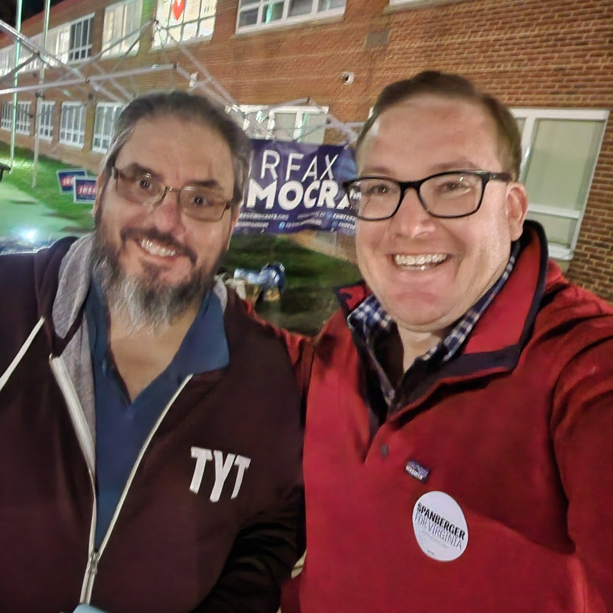 Last three stops of the day: Herndon Middle, Herndon Community Center, and Herndon Elementary! Hit all 26 polling places in the Dranesville District! Thank you to all our amazing volunteers - let's win this!
<a href="/SpanbergerForVA/">Abigail Spanberger</a> <a href="/SenatorHashmi/">Senator Hashmi</a> <a href="/jonesjay/">Jay Jones</a>