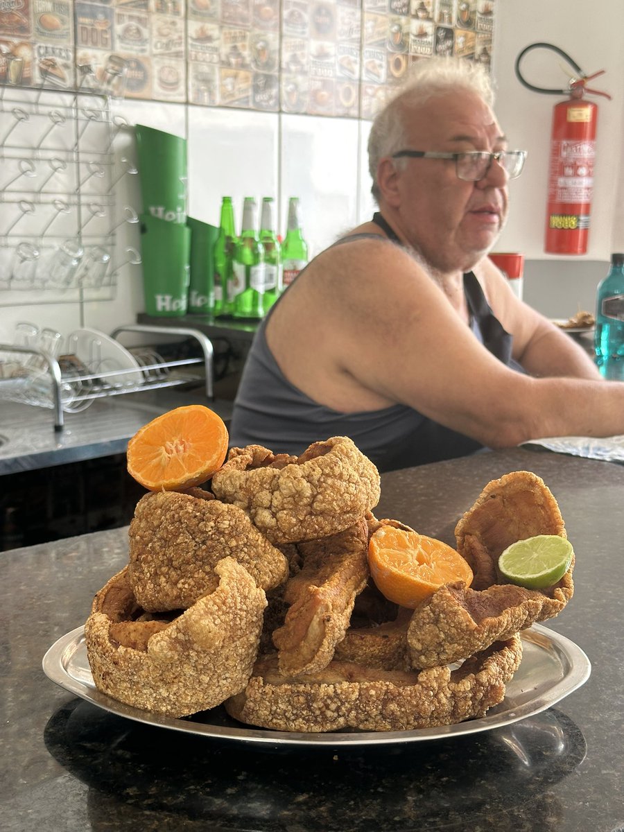 oncevaibh's tweet image. Já é Natal no Bar do Miguel e a árvore está devidamente montada e decorada. 🎄🎅🏻

Rua Desembargador Barcelos, 1162 - Nova Suíça, em Belo Horizonte