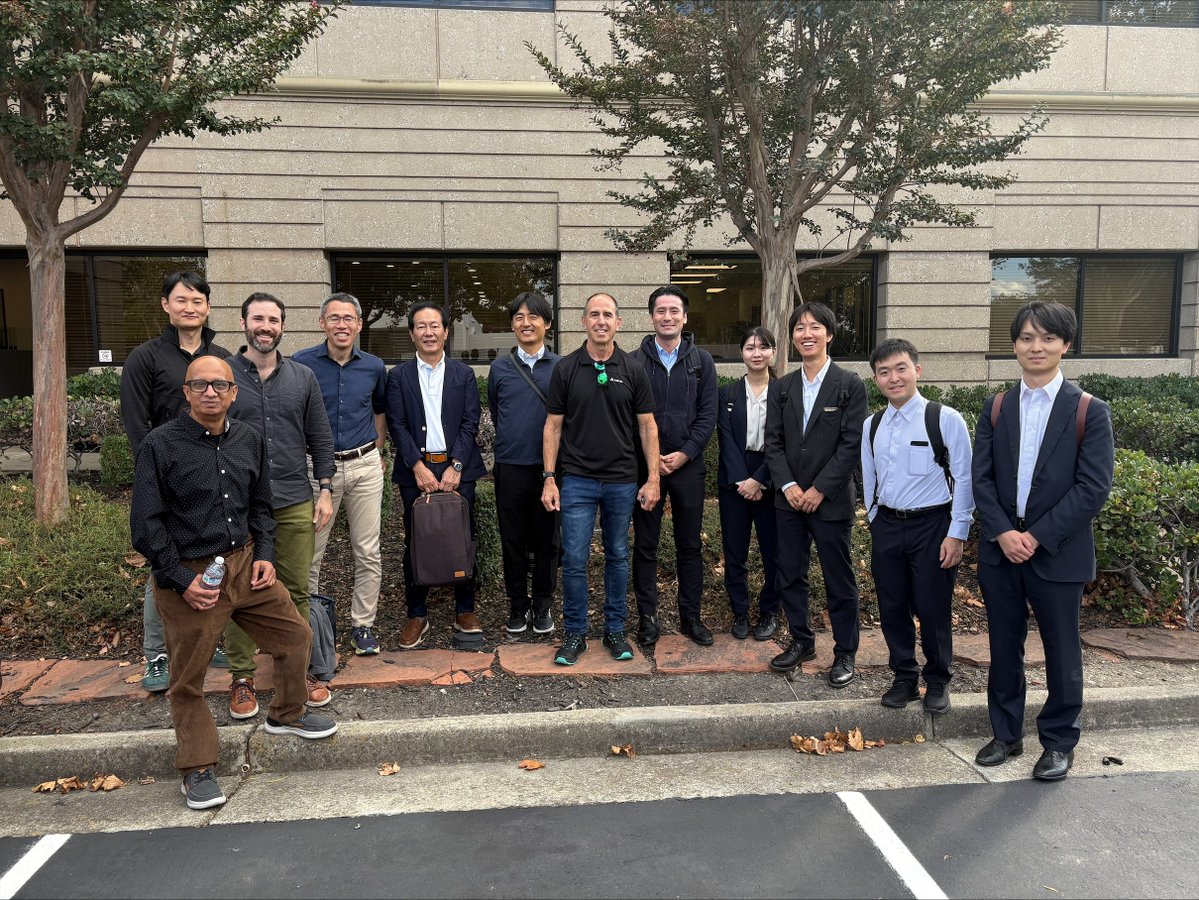 We were honored to welcome Toshio Yokoyama, head of Japan’s national “Road to L4” initiative, to #AEye’s HQ in the Bay Area. As Japan accelerates its roadmap to Level 4 #autonomy, we discussed the trends shaping global self-driving innovation and demonstrated #Apollo’s 1 km