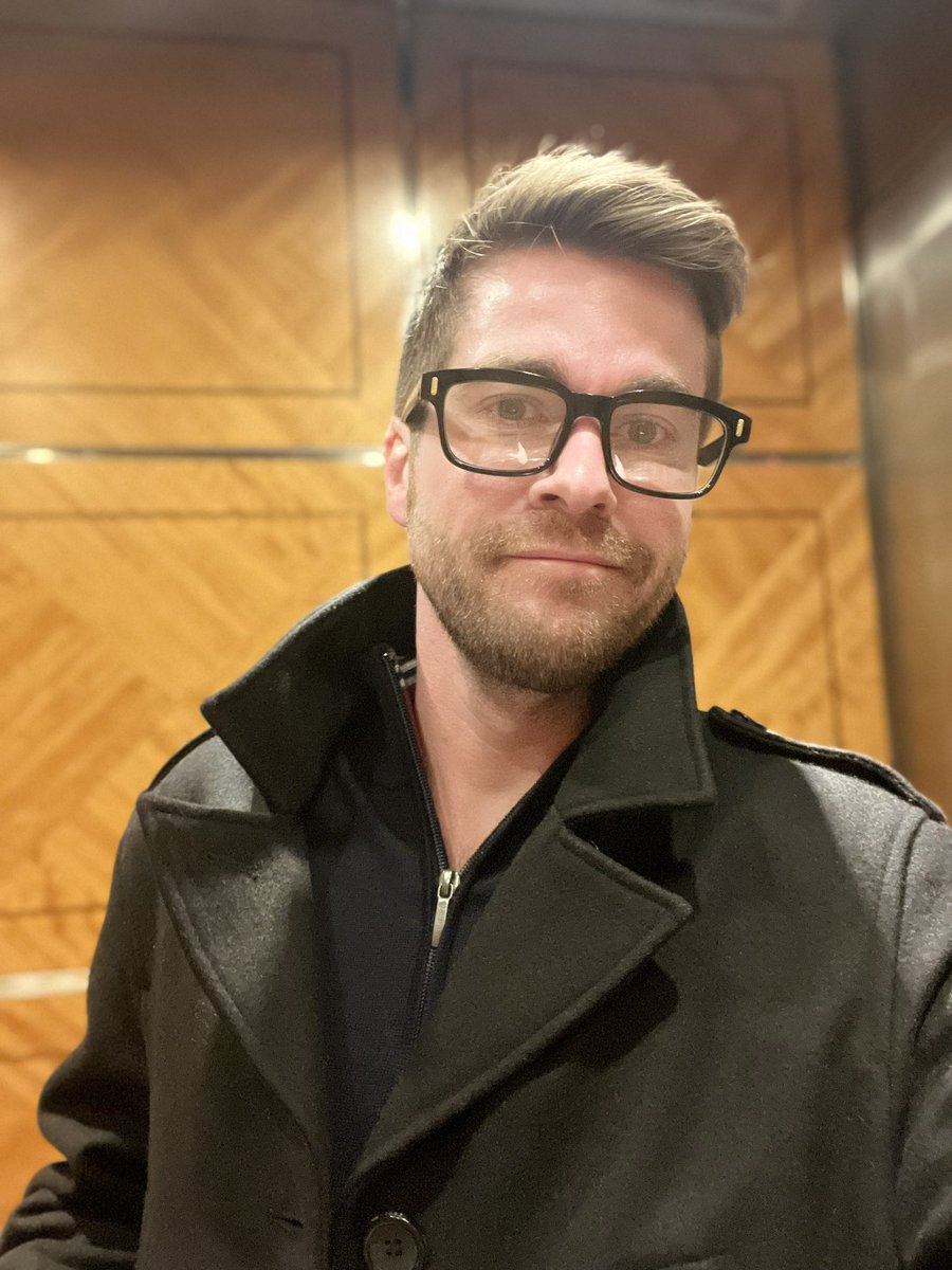 AQF roll call!! <a href="/AquatiFur/">AquatiFur 2025</a> 

Who am I gonna see this weekend?!😊

✅Give me all the hugs
❌ Offer me Tingala