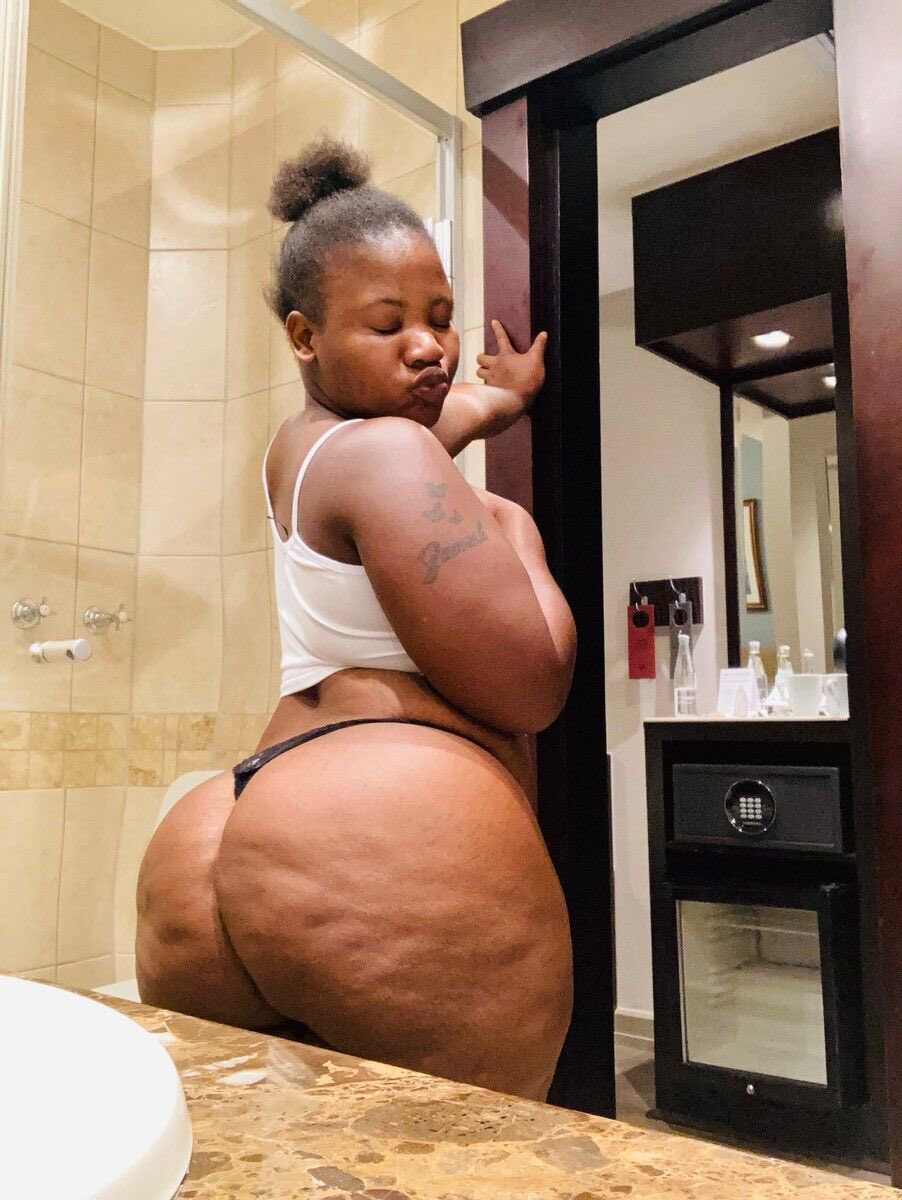 Beef Patty 👅🍑 tweet media