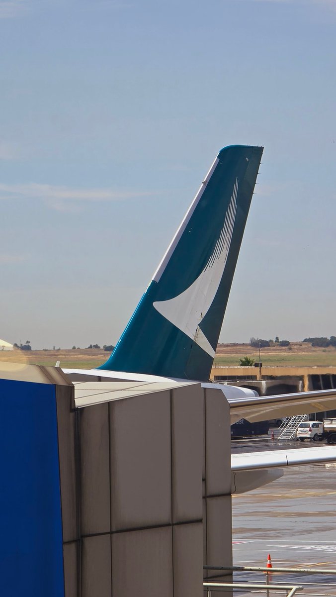 Always such a privilege to fly with <a href="/cathaypacific/">Cathay Pacific</a> to the Philippines. I'm looking forward to being able to support our South African representative at this year's #MissEarth2025 taking place in Okado, Manila. 🇿🇦🫶🏾🌿