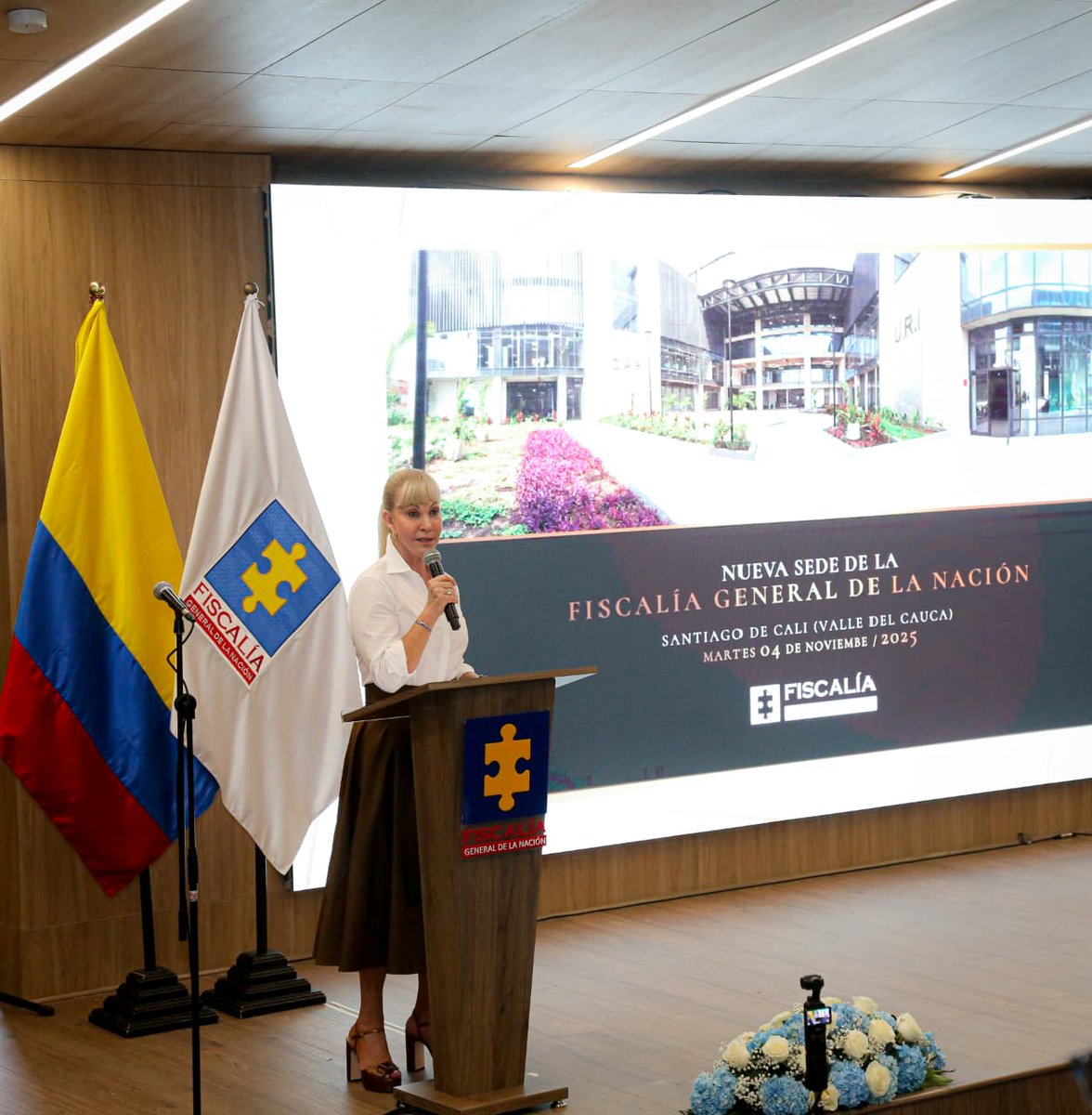 Acompañamos la inauguración del nuevo Bunker de <a href="/fiscaliaCol/">Fiscalía Colombia</a> en Cali: un espacio moderno para devolver a la justicia su dignidad y que sus servidores tengan una sede segura, eficiente y funcional para sus labores.

¡Seguiremos trabajando unidos para cuidar a los vallecaucanos!