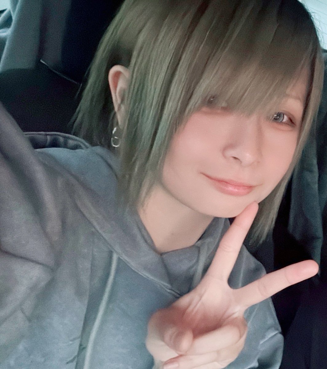 でぃお. tweet media