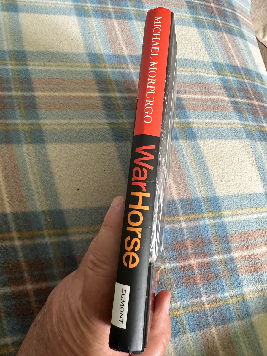 HoneyburnBooks's tweet image. 💖 2012*1st* War Horse - Michael Morpurgo(Egmont) 💖 by Honeyburn Books (UK)

Starting from 🤑 £10.00 🤑

Shop now 🛍️ at tinyurl.com/2brcuydp

#MichaelMorpurgo #WarHorse