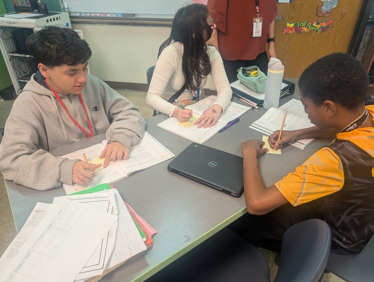 MrsCKopka's tweet image. Annotating and text talk for &quot;The Walking Dance&quot; @studysync Getting ready for our Socratic seminar on Thursday  @JolietSD86