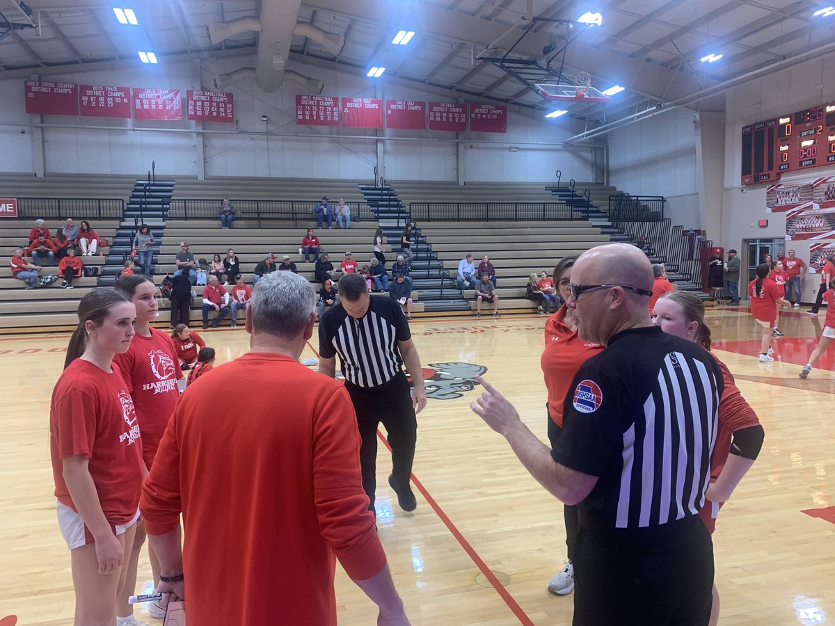 CBOA officials Devin Brown and Mark Miles are officiating the Linn at Harrisburg MS girls games tonight. <a href="/MSHSAAOrg/">MSHSAA</a>