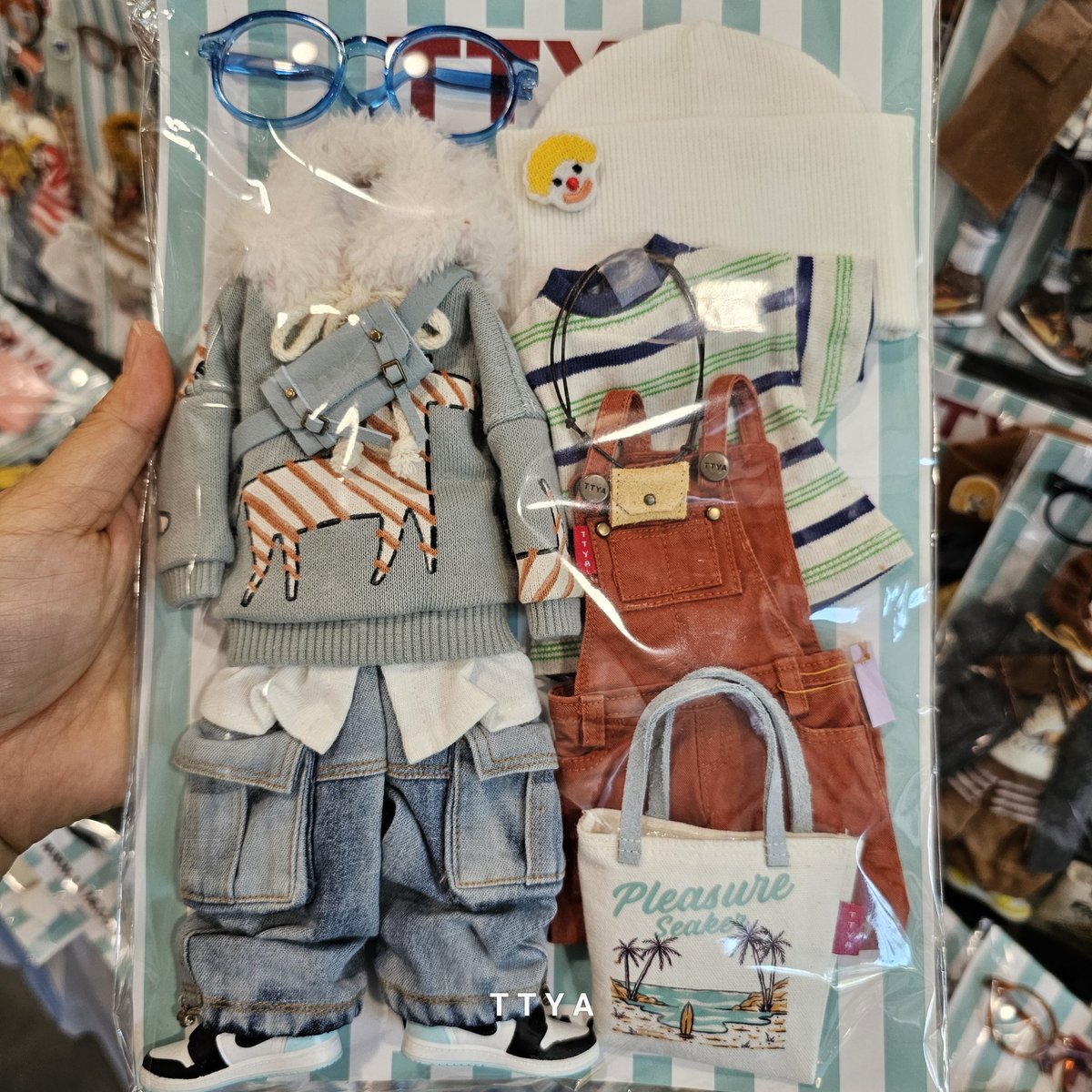 TTYA.COM tweet media