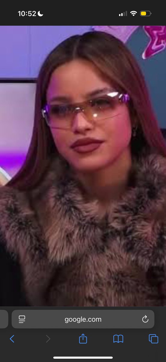 DimeChain's tweet image. Emilia viendo el terriblisimo lipsynch en #LMD7