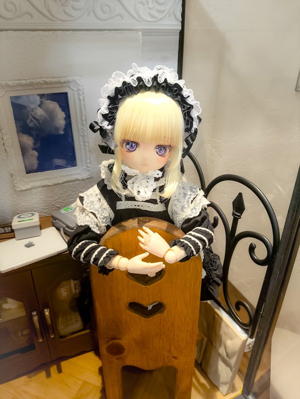 こんにちは！ラピです( ܸ ⩌⩊⩌ ܸ )オタク向け美容室ロップイヤーは今日も元気に営業しています✂最近とても寒くなってきました皆さん体調管理には気をつけてくださいね.˚‧º·(´ฅдฅ｀)‧º·˚.❄本日は比較的予約に余裕がございますので良ければ遊びに来てください(⋆ᴗ͈ˬᴗ͈)”