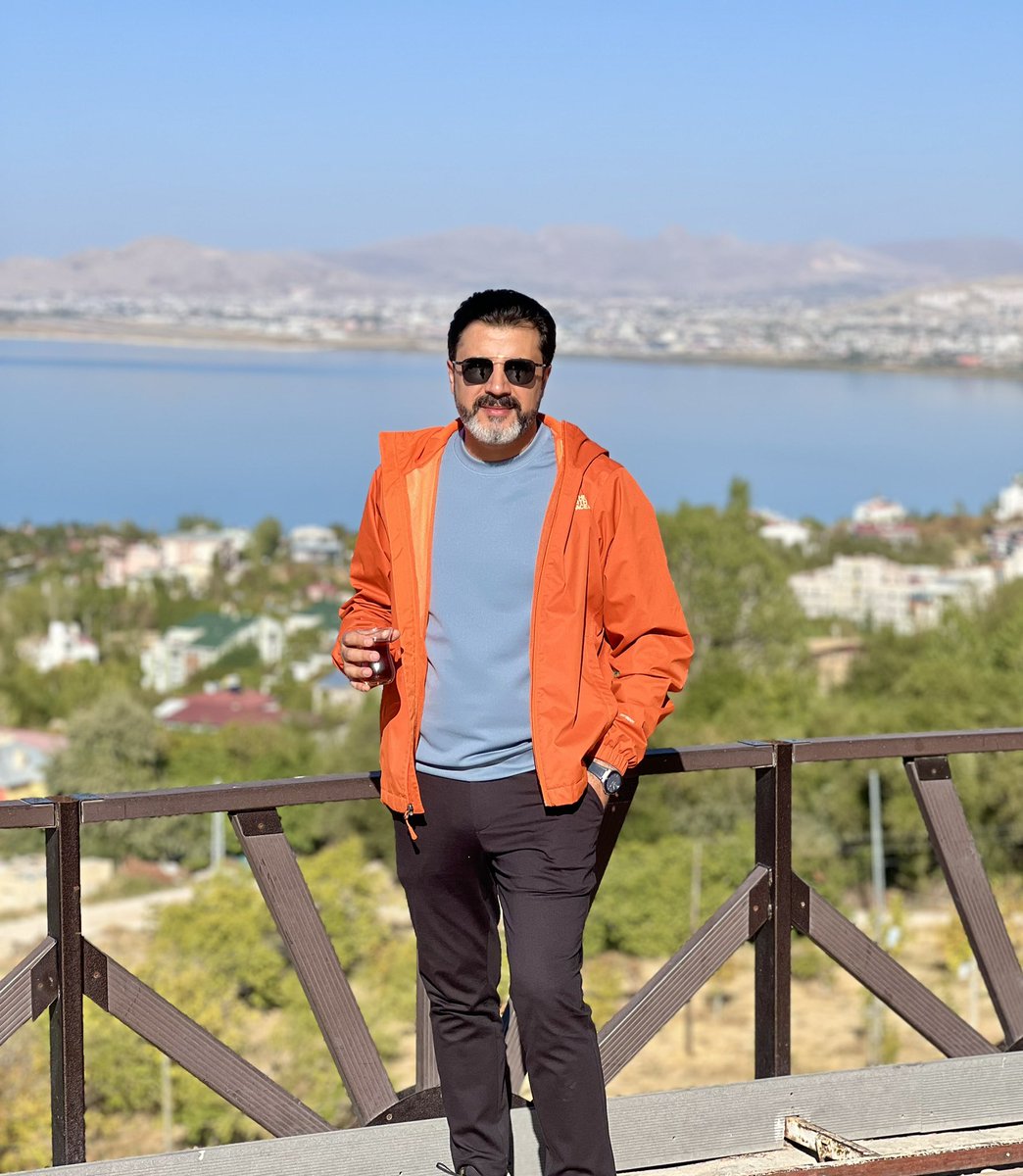 𝑭𝒂𝒓𝒌𝒍ı𝒍ığı𝒏ı𝒛 𝒊𝒚𝒊𝒍𝒊𝒌 𝒐𝒍𝒔𝒖𝒏 çü𝒏𝒌ü 𝒌ö𝒕ü𝒍𝒆𝒓𝒅𝒆𝒏 ç𝒐𝒌 𝒗𝒂𝒓…!

𝑳𝒂 𝑬𝒅𝒓𝒊