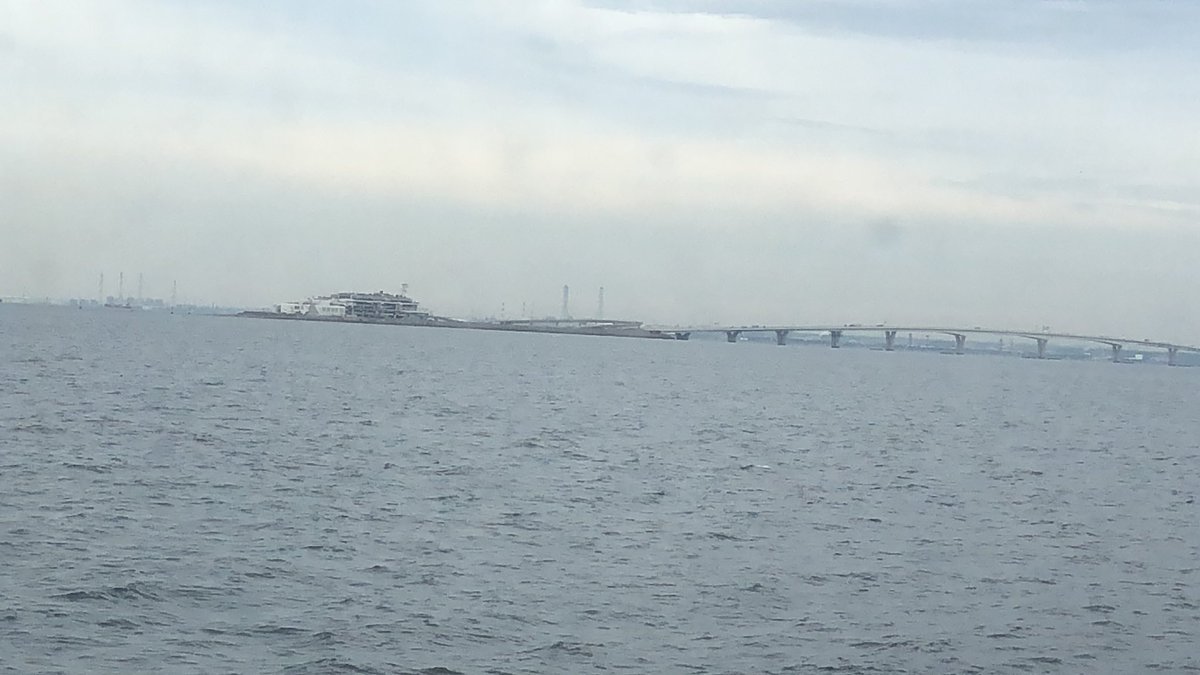 今日は海ほたるに近いらしい…