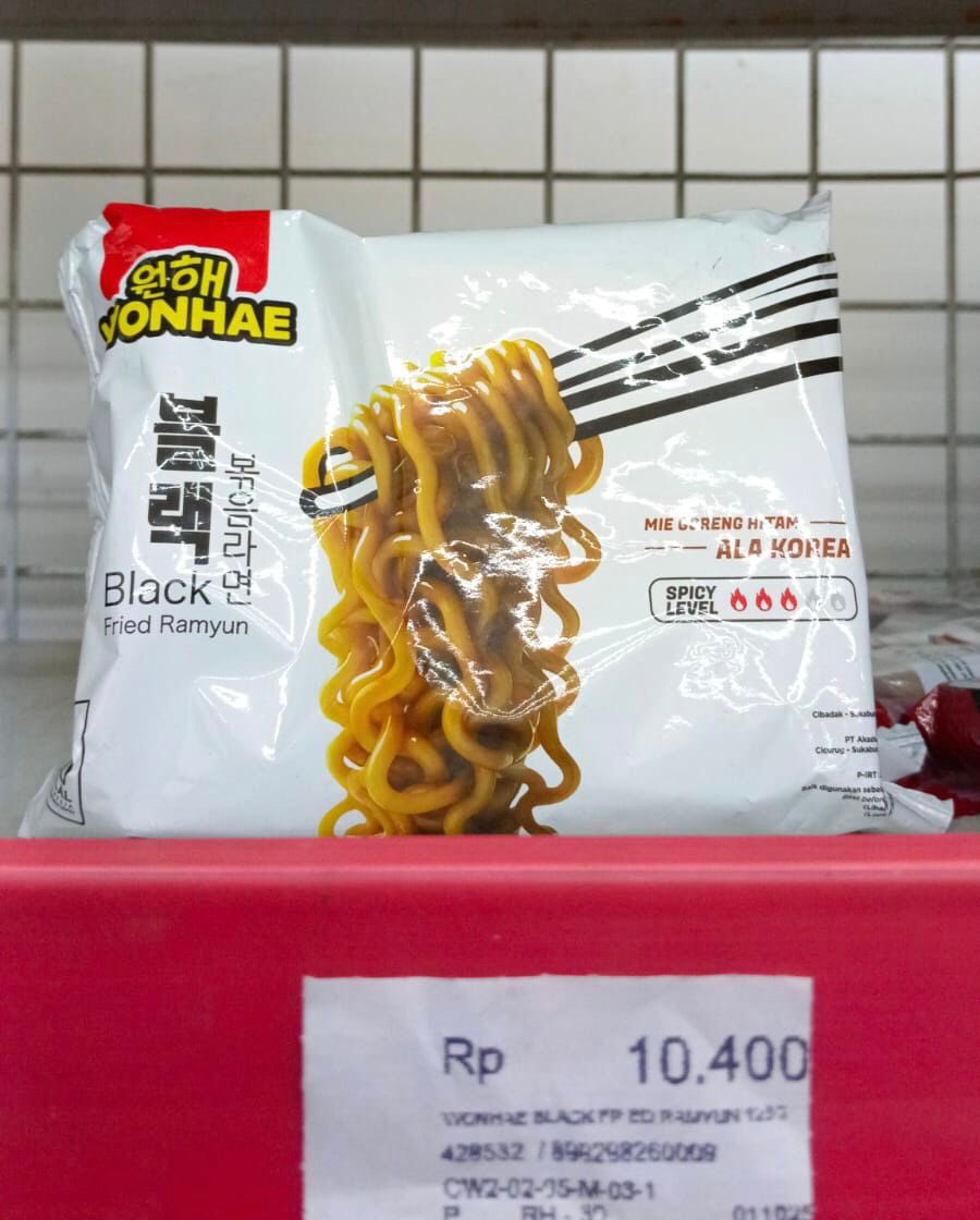 ciri ciri designer di bayar murah wkwkw ampe sepi begini desainnya, ada yang dah coba?