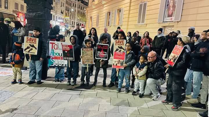 Marchfoward's tweet photo. Protes berlangsung di Austria, Itali, Ireland, Kanada dan US membantah kekejaman yang berlaku di Sudan https://t.co/5I32Tk9MYO