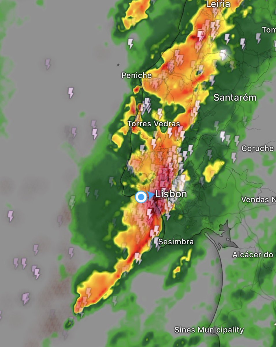 WXWatcher07's tweet image. THIS IS ONE FOR THE BOOKS! This was by far the most intense thunderstorm I’ve ever seen on the Portuguese coast… it rivaled some of the strongest storms I saw in North Carolina…