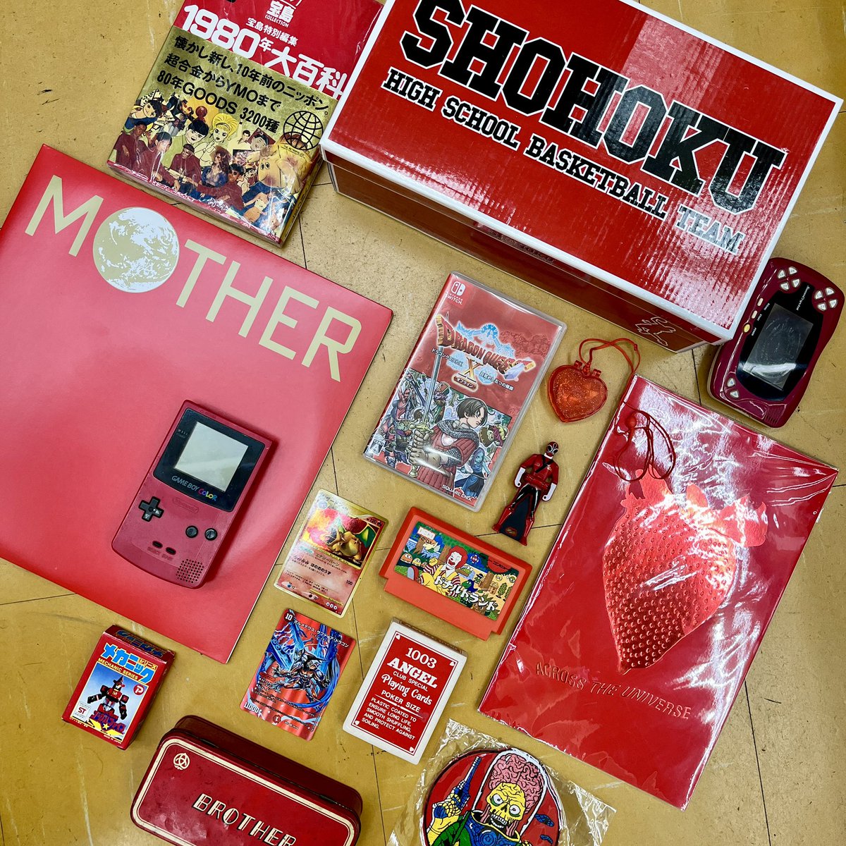 お知らせです。 明日11/6木曜日はお店のお休みとなります。 急に寒く