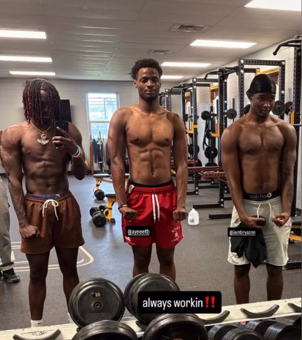 A lot of ups and downs this year but like Proverbs 19:21 say , “Many are the plans in a person's heart, but it is the LORD’s purpose that prevail” . 💙🤞🏾