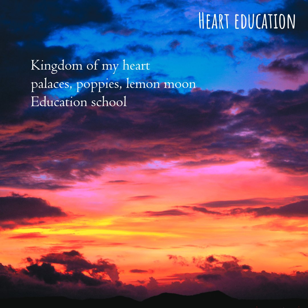 Nehasnotebook's tweet image. #vss365 #vsscolors #haikuchallenge #haiku #poetry