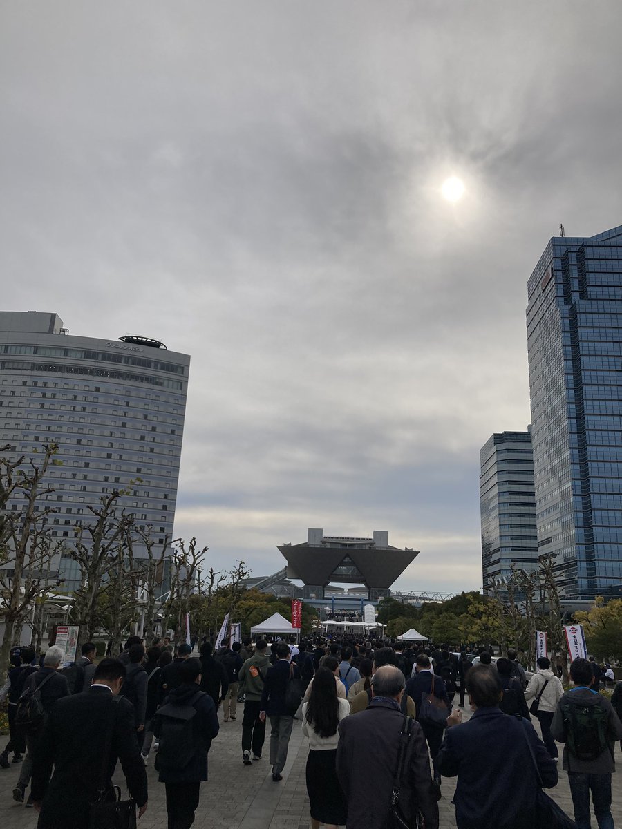 mits0430's tweet photo. JMS人すごい
展示車両乗って来た人綾鷹忘れたでしょ笑 https://t.co/zoDWIBkVnk